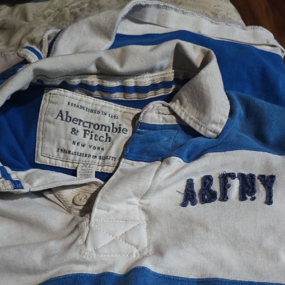 Abercrombie & Fitch Striped Blue and White Polo